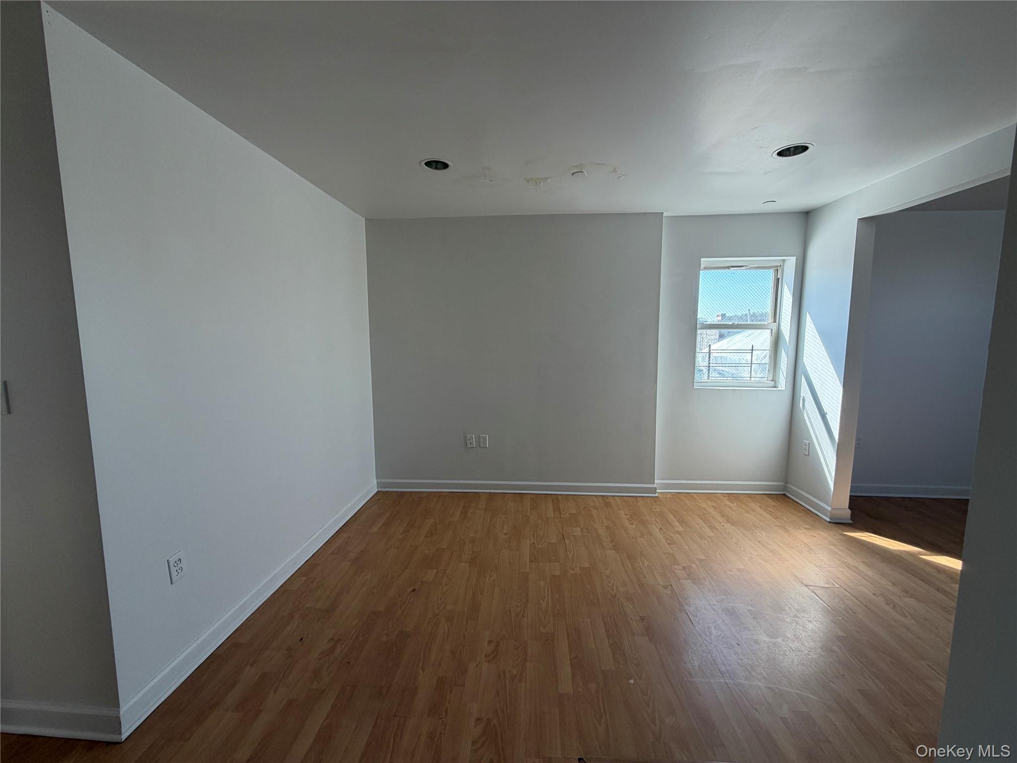 2381 Belmont Avenue Unit: 6A