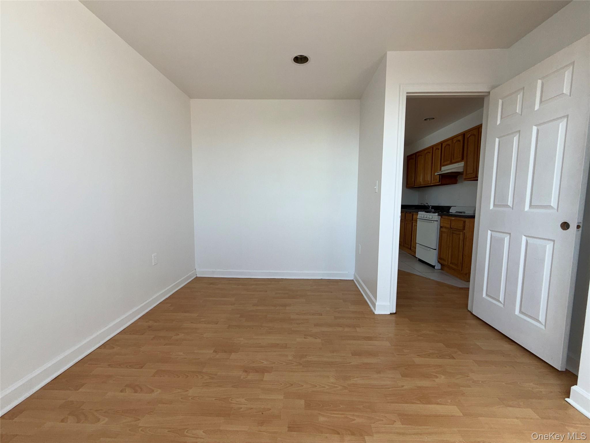 2381 Belmont Avenue Unit: 6A