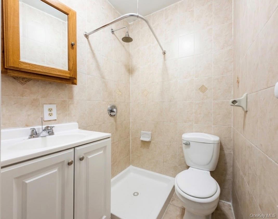 1189 Grant Avenue Unit: 2