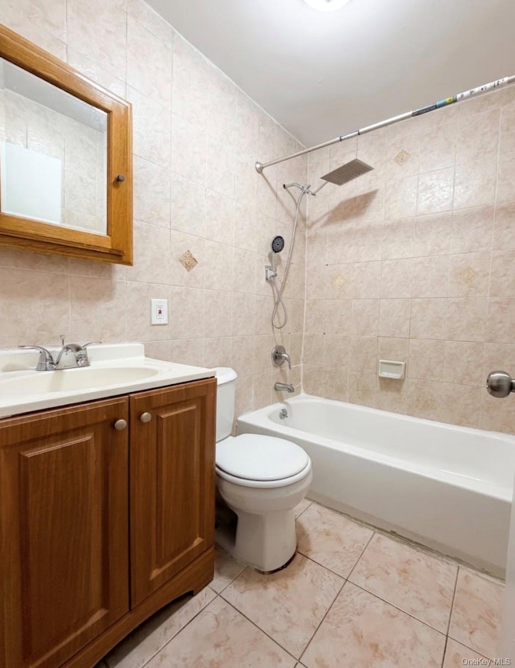 1189 Grant Avenue Unit: 2