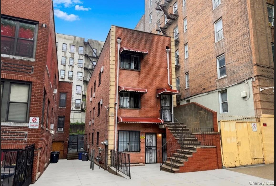 1189 Grant Avenue Unit: 2