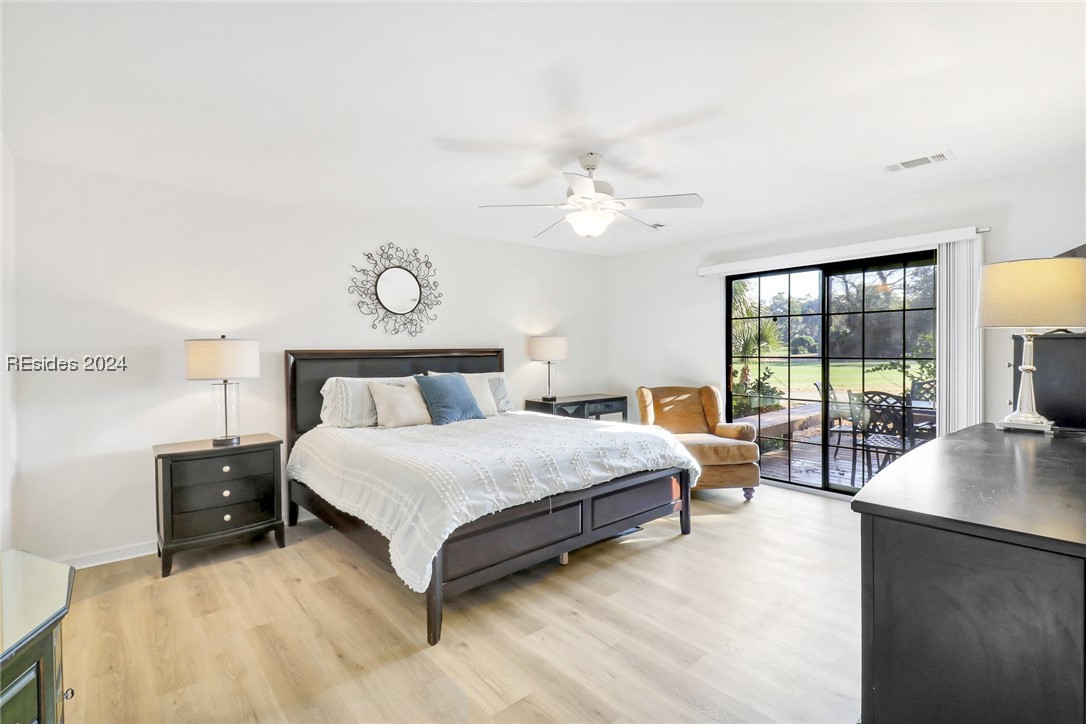 45 Queens Folly Road Unit: 542