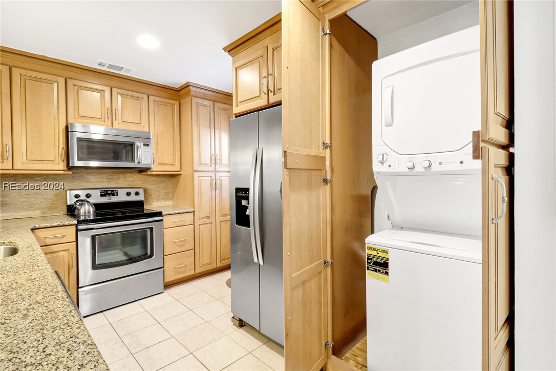45 Queens Folly Road Unit: 542