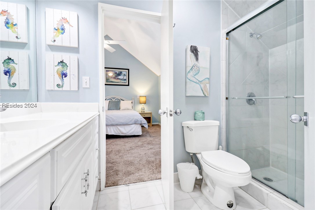 45 Queens Folly Road Unit: 542