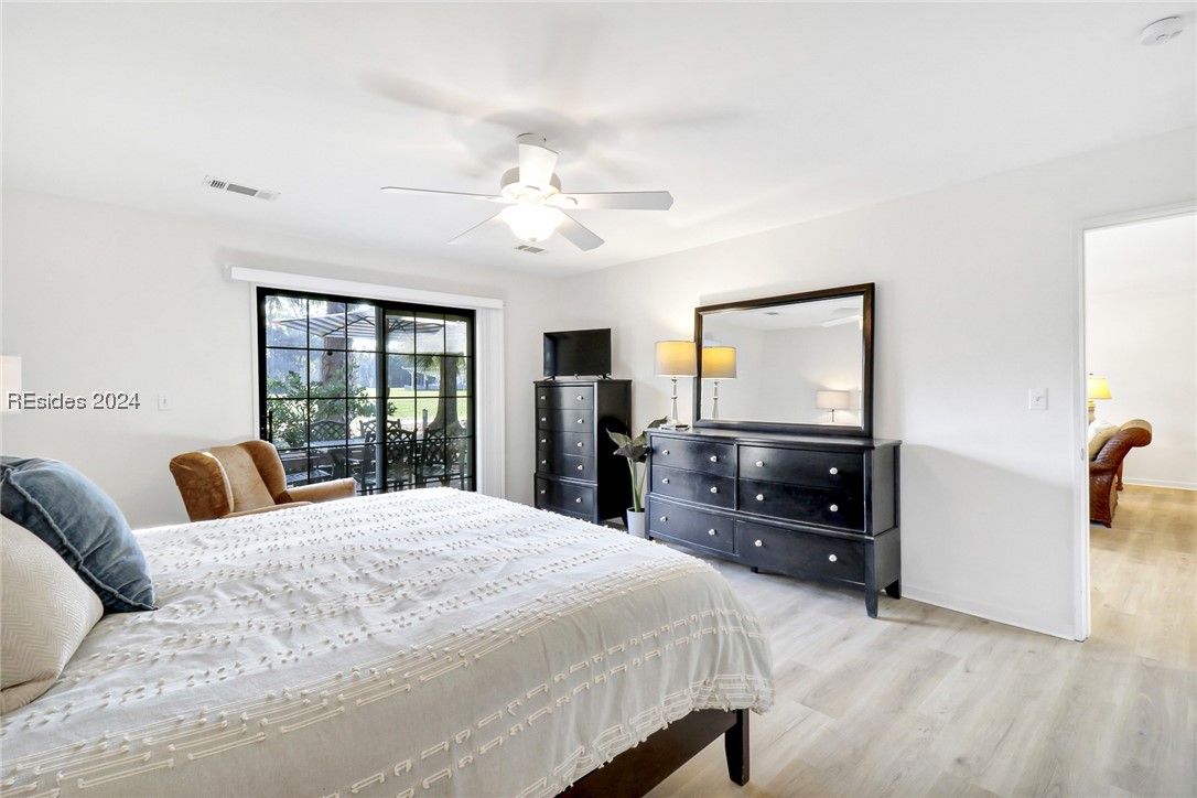 45 Queens Folly Road Unit: 542