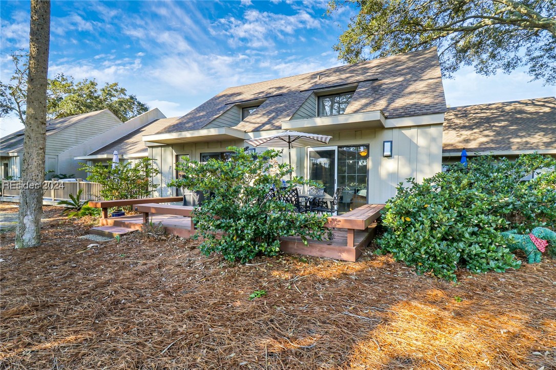 45 Queens Folly Road Unit: 542