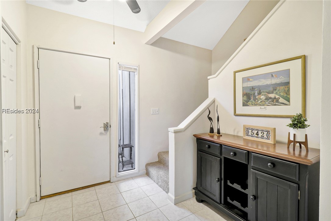 45 Queens Folly Road Unit: 542