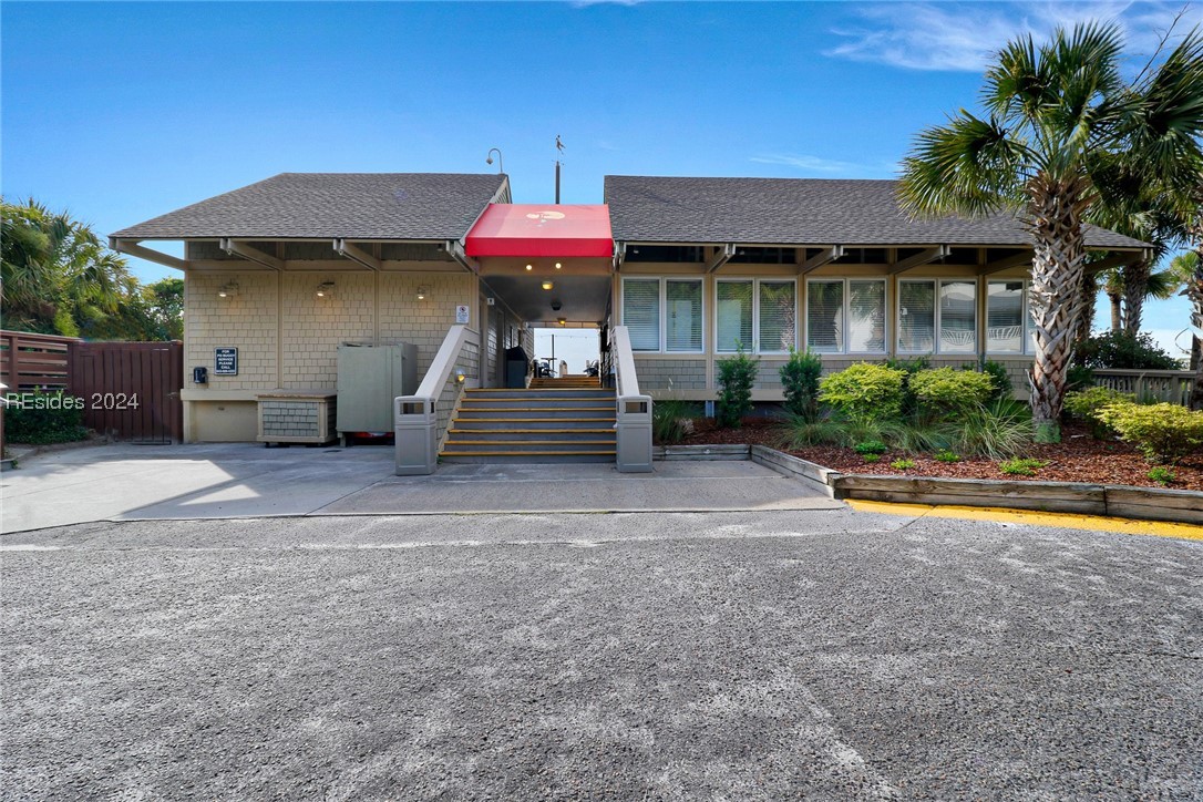 45 Queens Folly Road Unit: 542