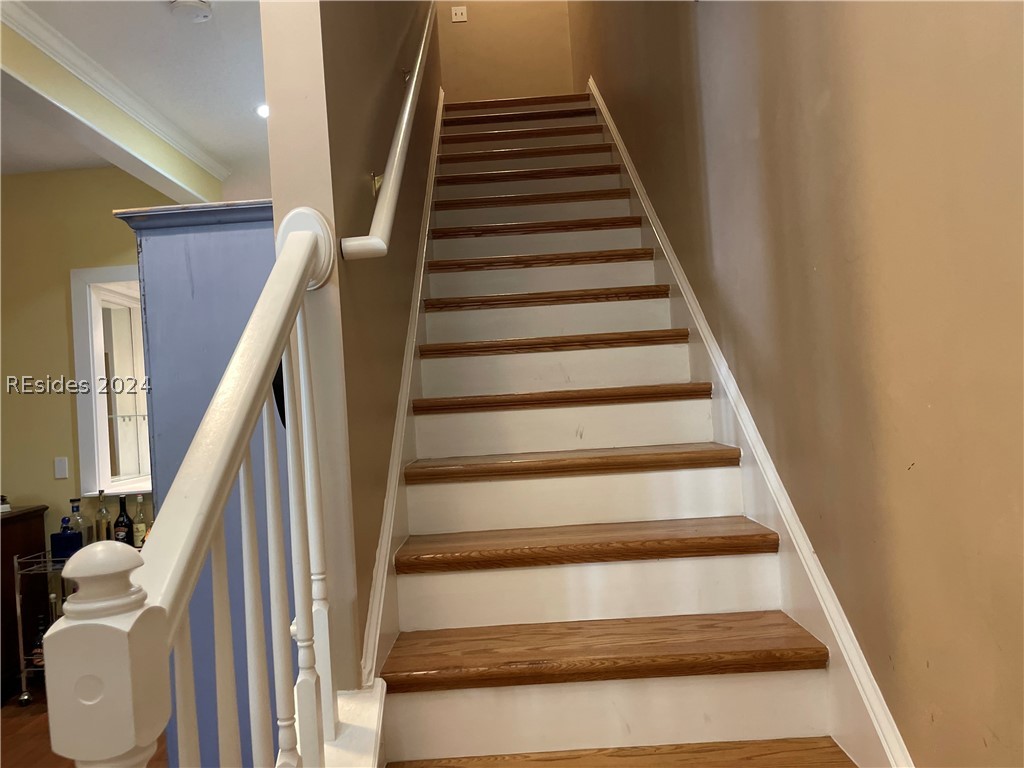 140 Westbury Park Way