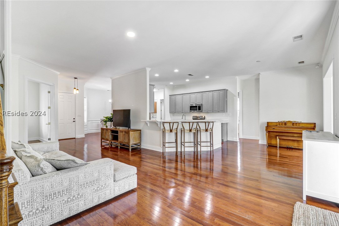 10 Weymouth Circle