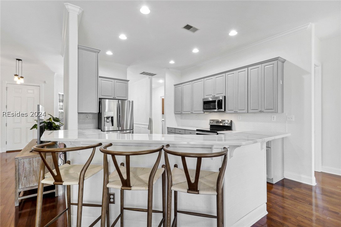 10 Weymouth Circle