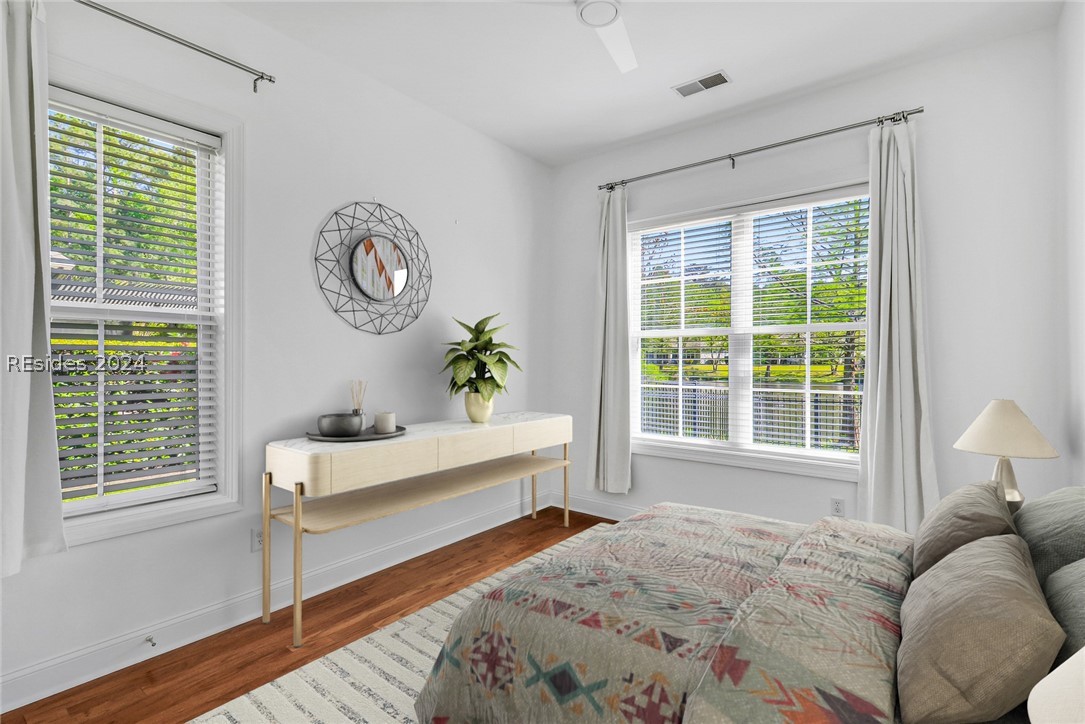 10 Weymouth Circle