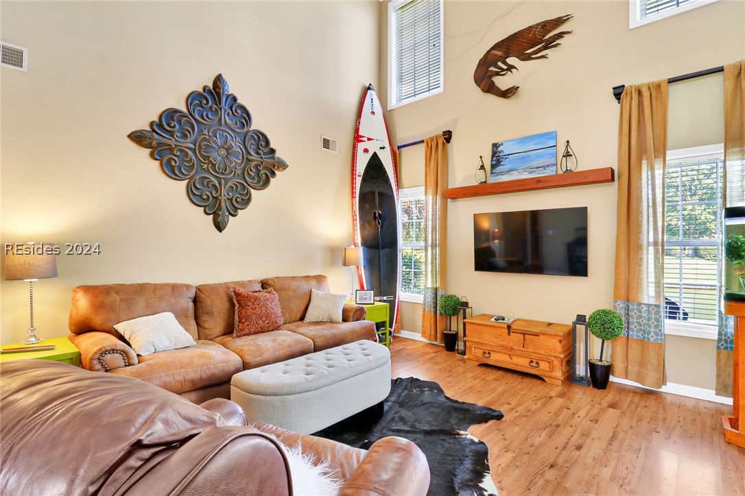 163 Lake Linden Drive