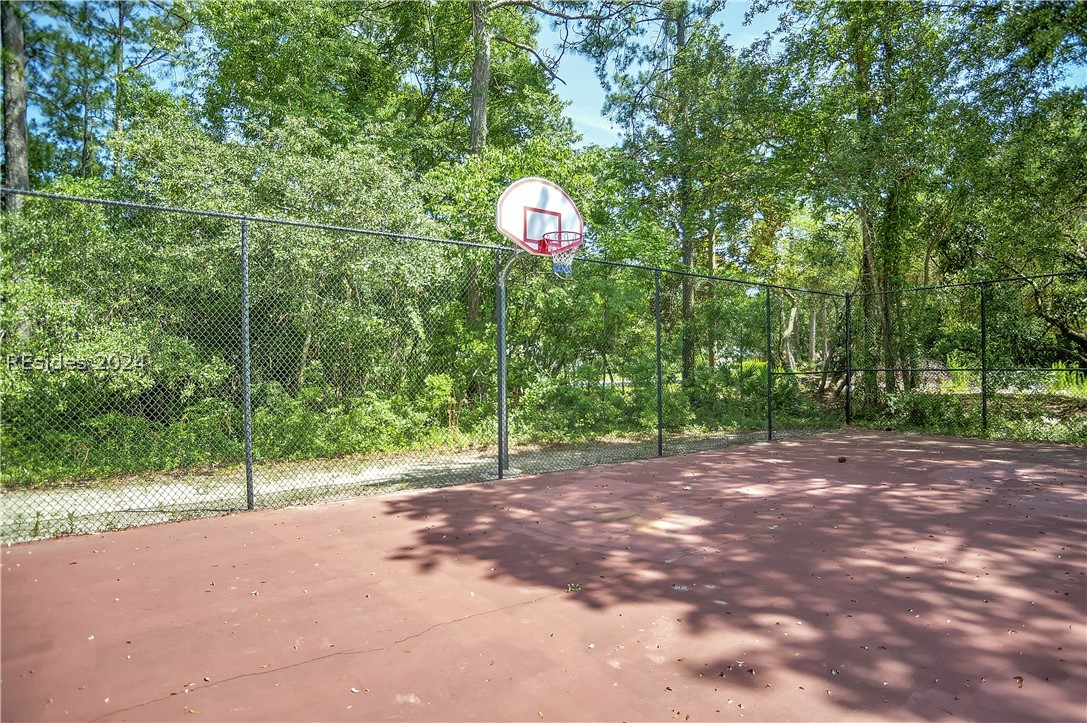 163 Lake Linden Drive