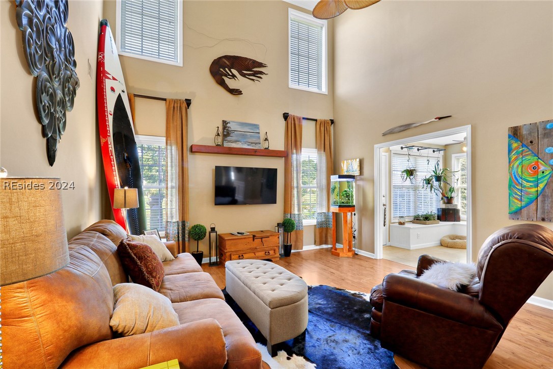 163 Lake Linden Drive
