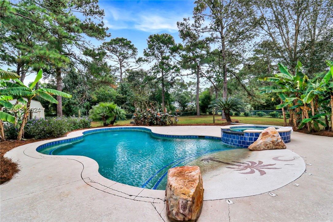 3 Bontwell Circle
