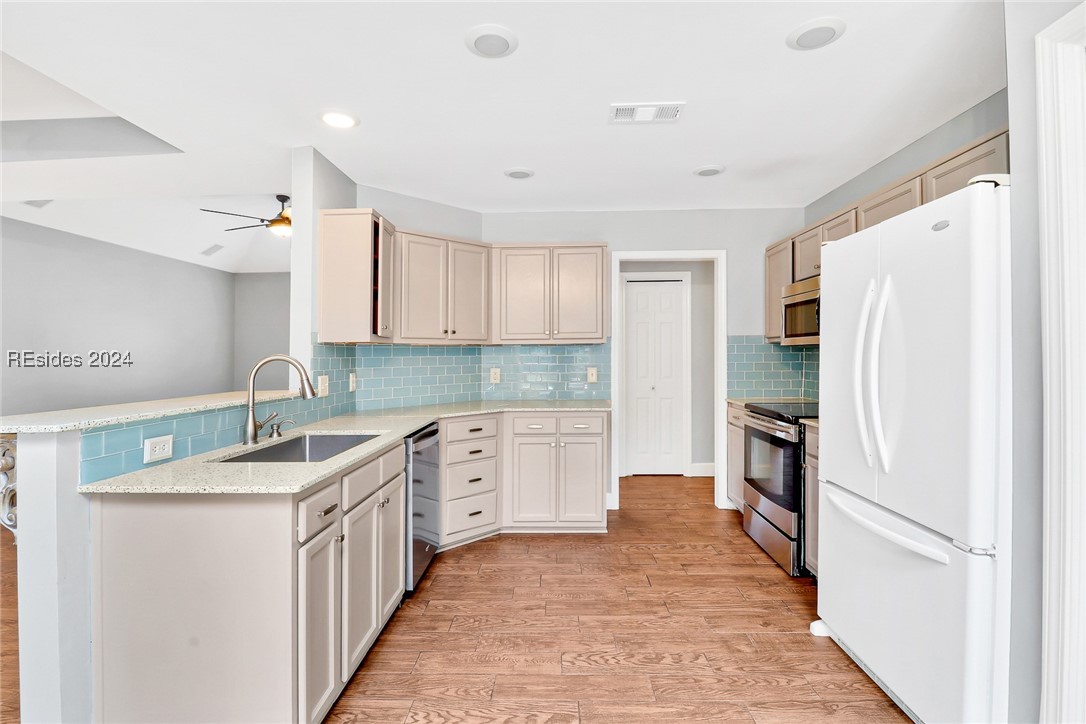 3 Bontwell Circle