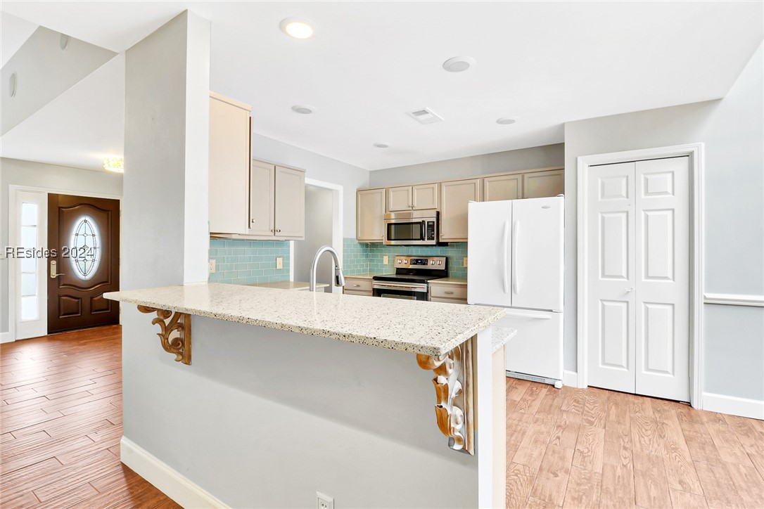 3 Bontwell Circle