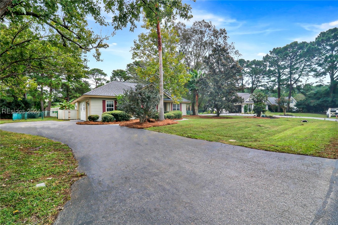 3 Bontwell Circle