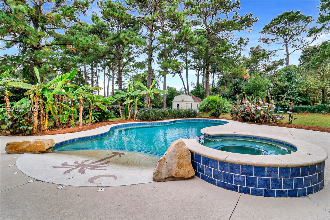 3 Bontwell Circle