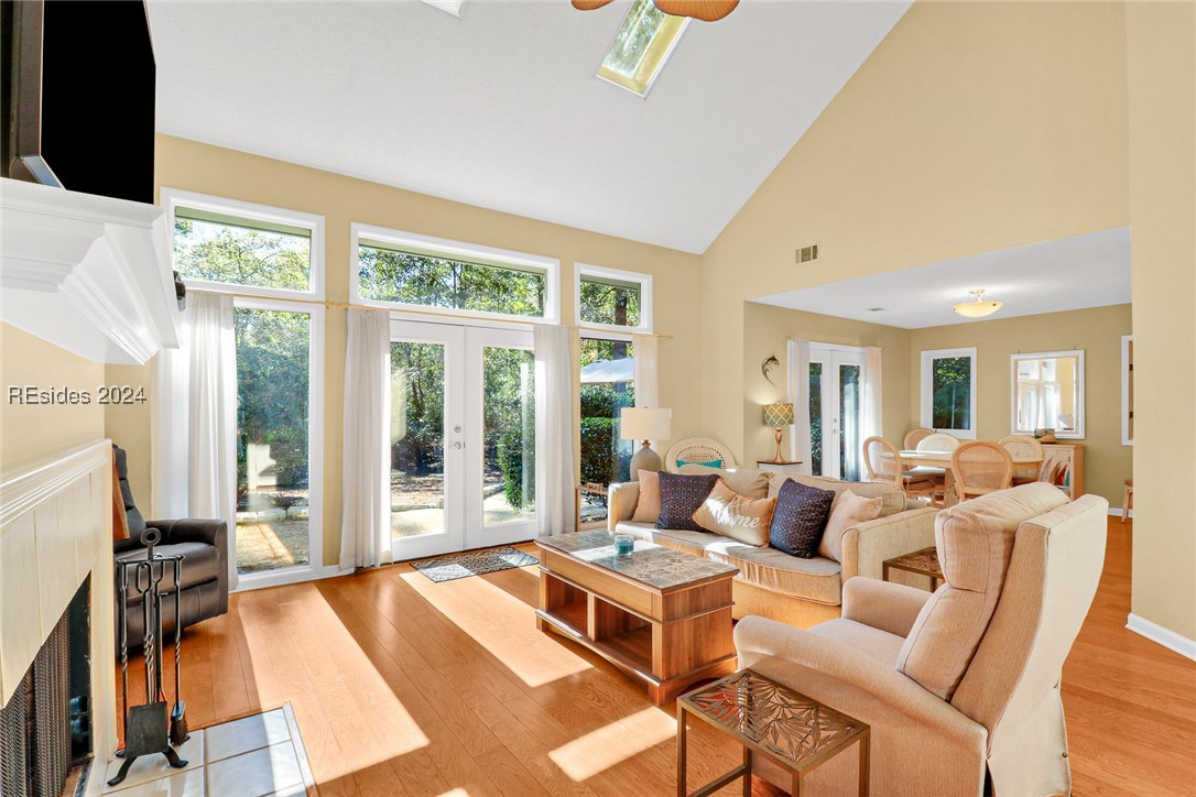8 Adventure Galley Lane