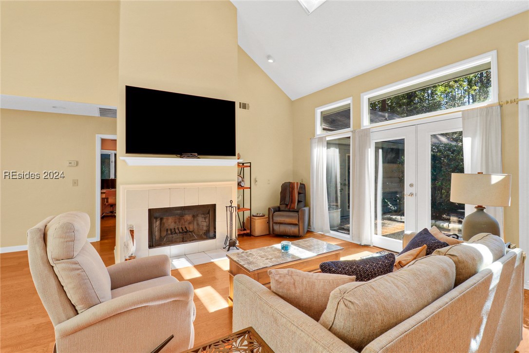 8 Adventure Galley Lane