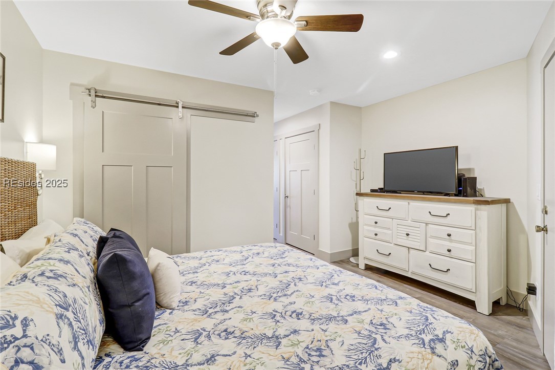 23 S Forest Beach Unit: 159