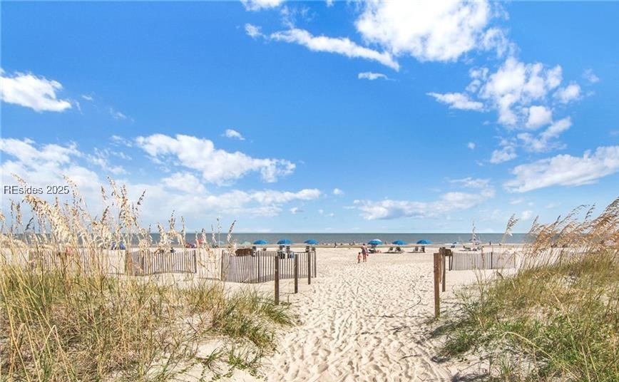 23 S Forest Beach Unit: 159