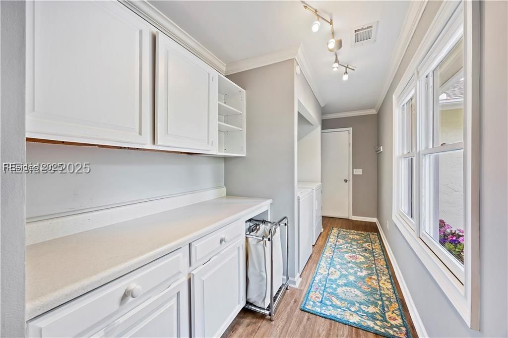 51 White Oaks Circle