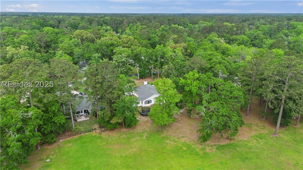 51 White Oaks Circle