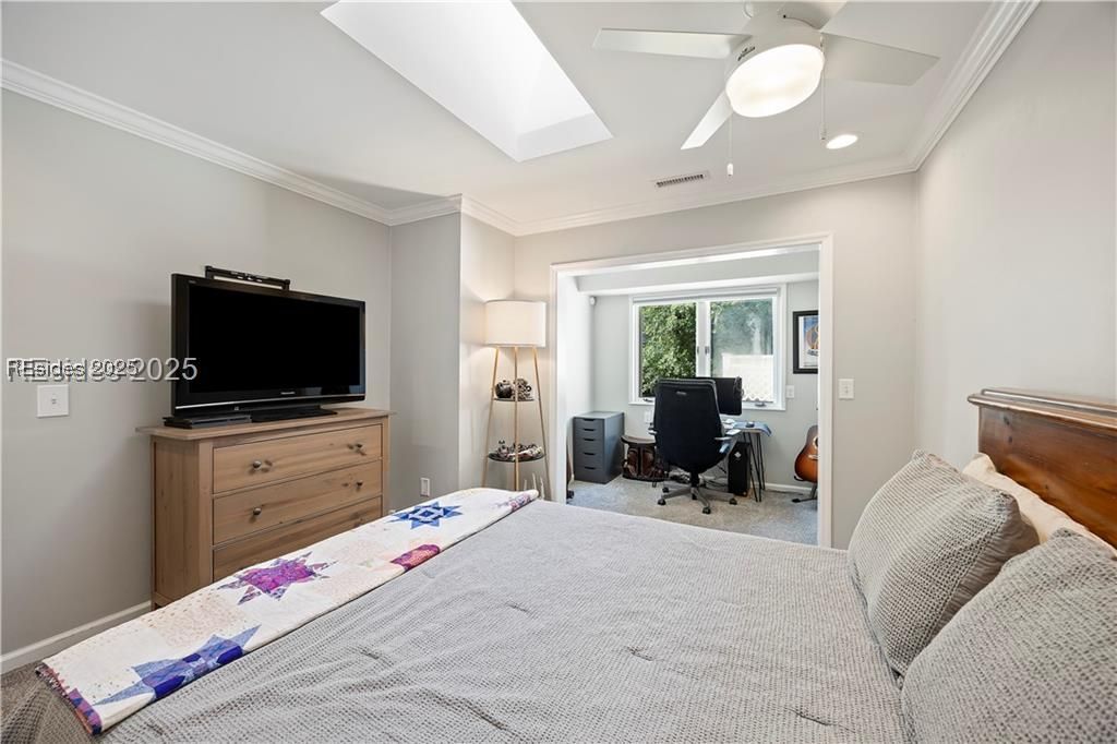 51 White Oaks Circle
