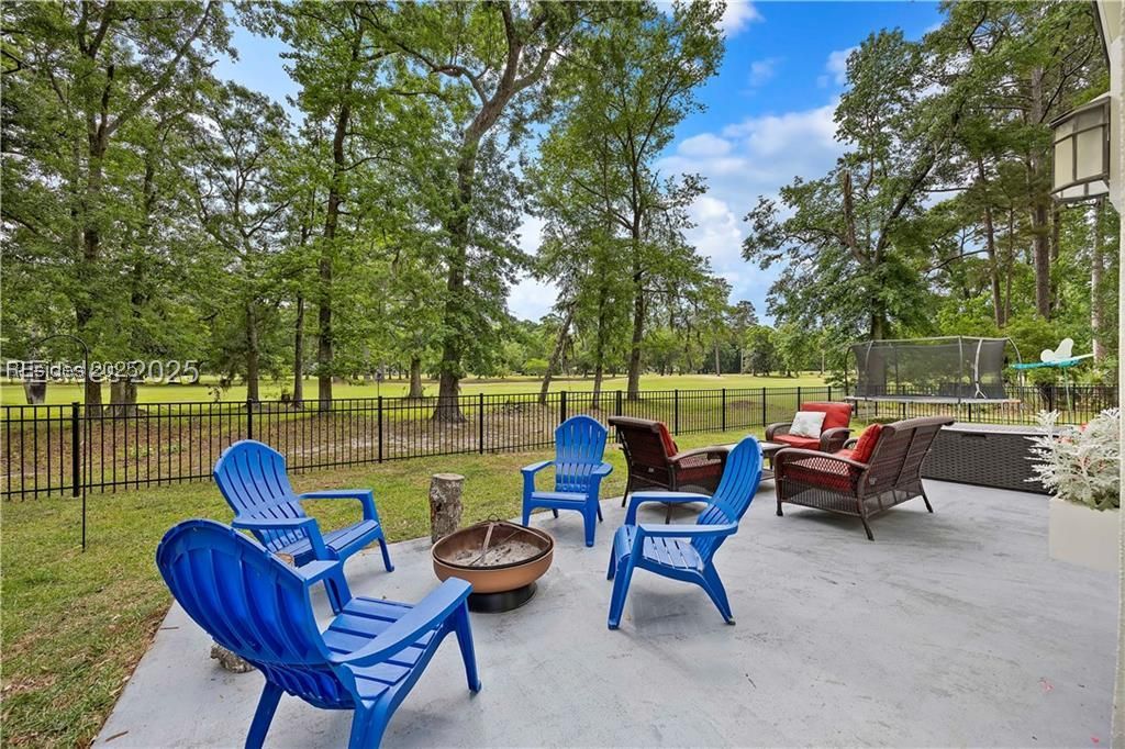 51 White Oaks Circle