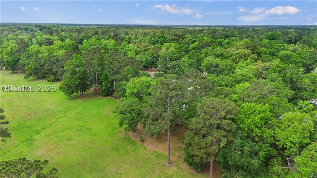 51 White Oaks Circle