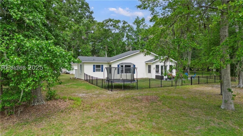 51 White Oaks Circle