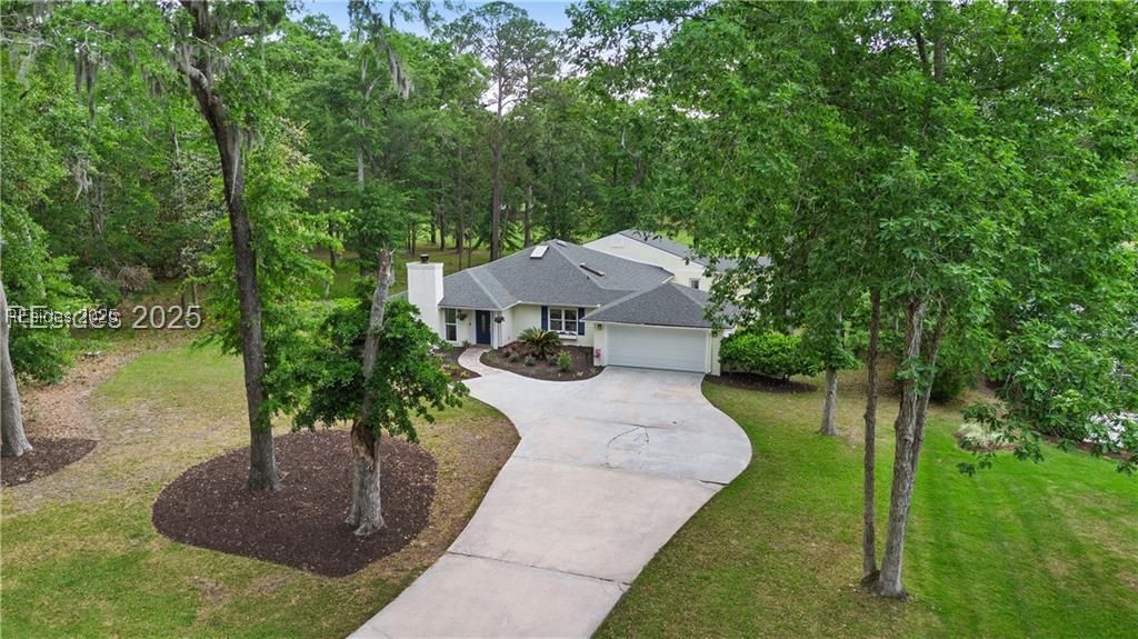 51 White Oaks Circle