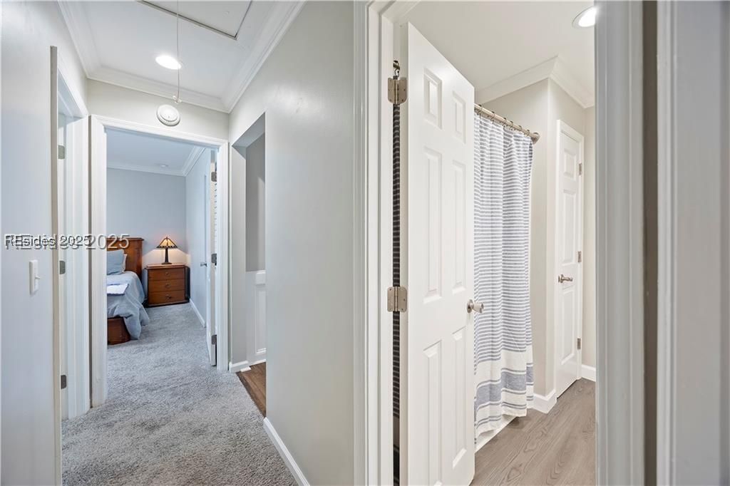 51 White Oaks Circle
