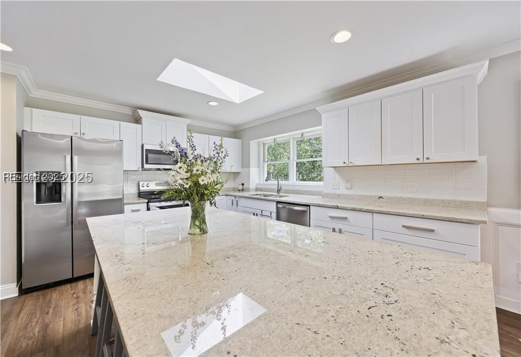 51 White Oaks Circle