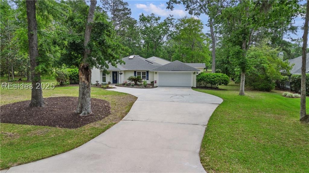 51 White Oaks Circle