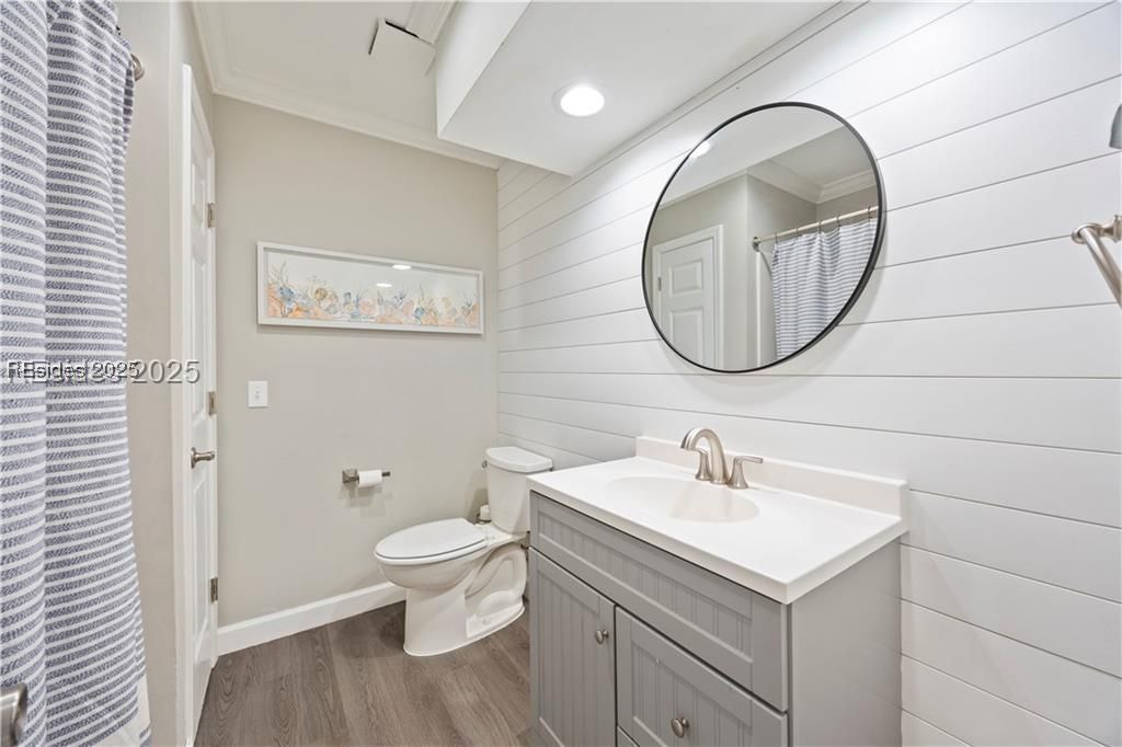 51 White Oaks Circle