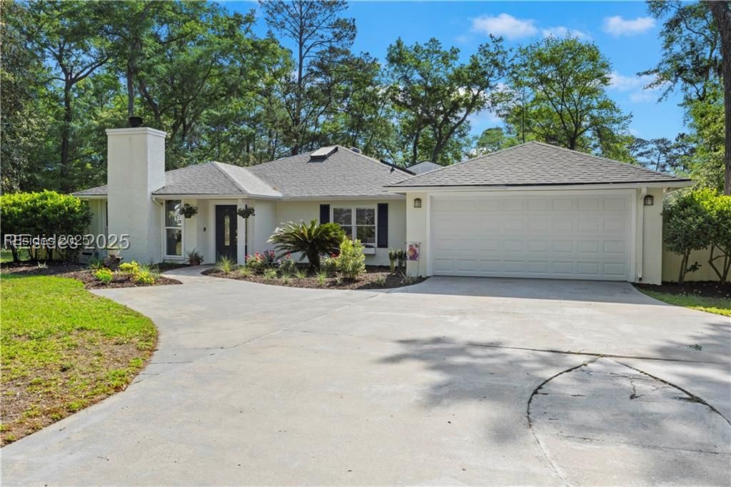 51 White Oaks Circle