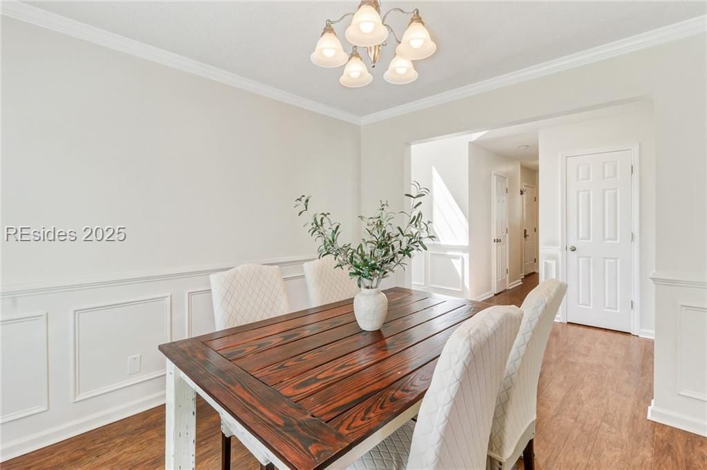 8 Lake Linden Place