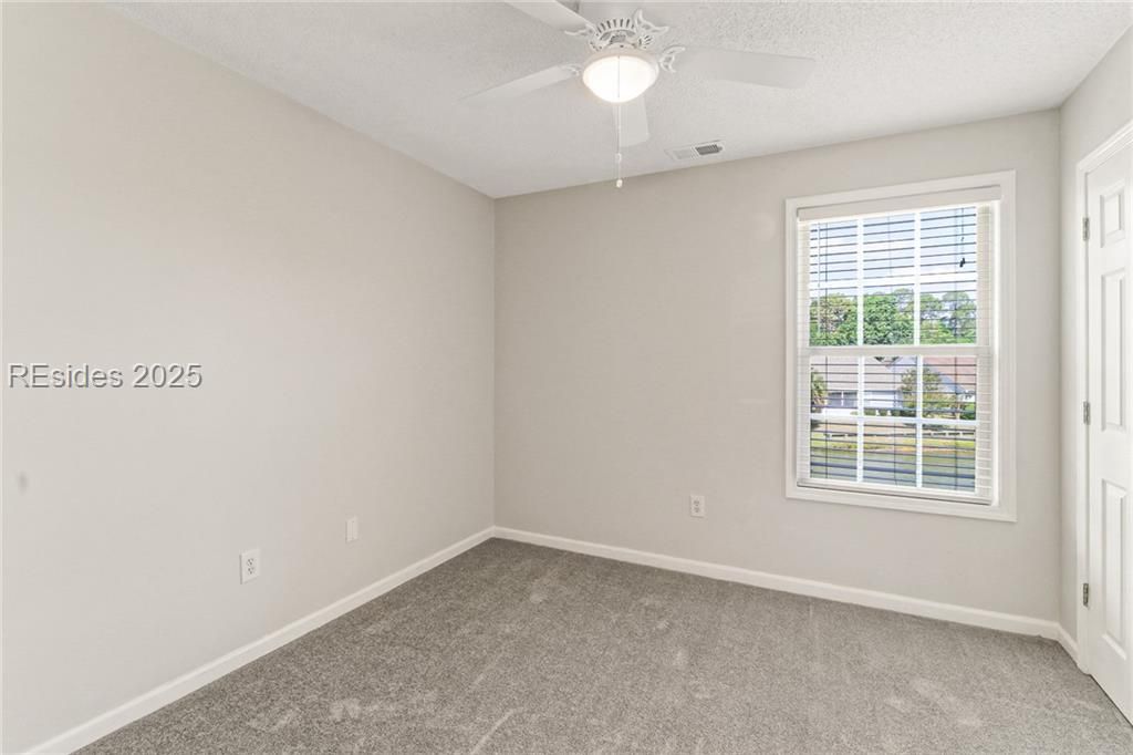 8 Lake Linden Place