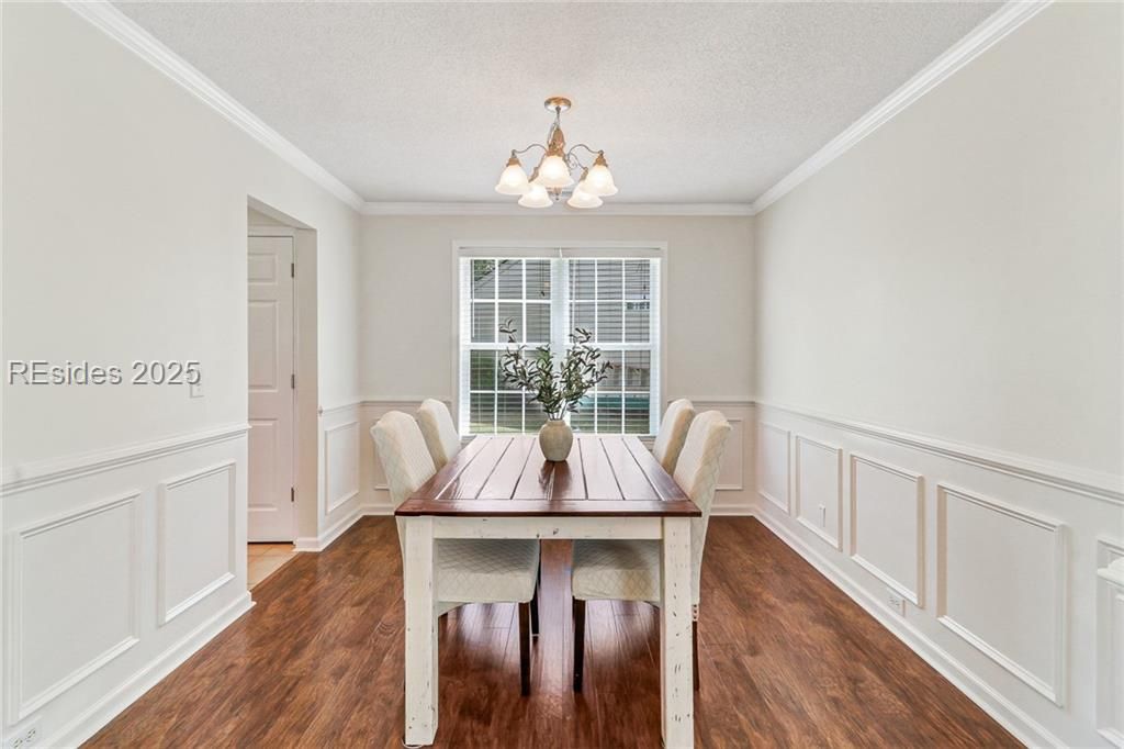 8 Lake Linden Place