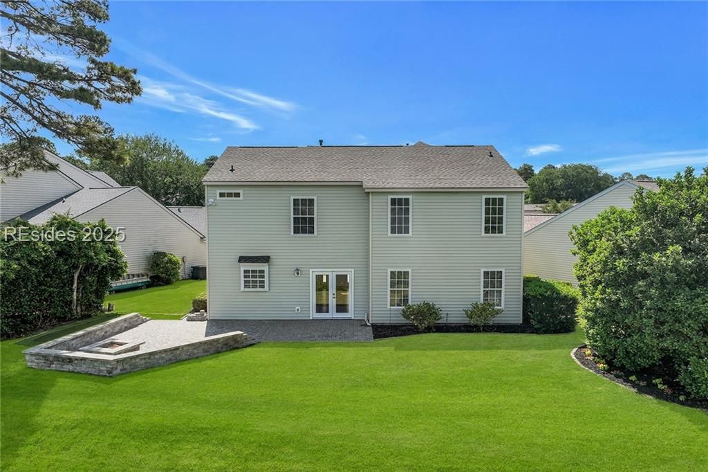8 Lake Linden Place