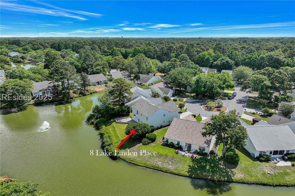 8 Lake Linden Place