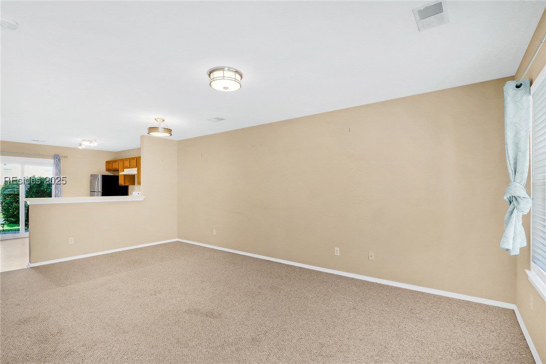 328 Campus Lane