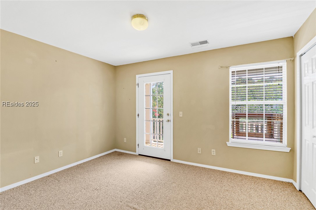 328 Campus Lane