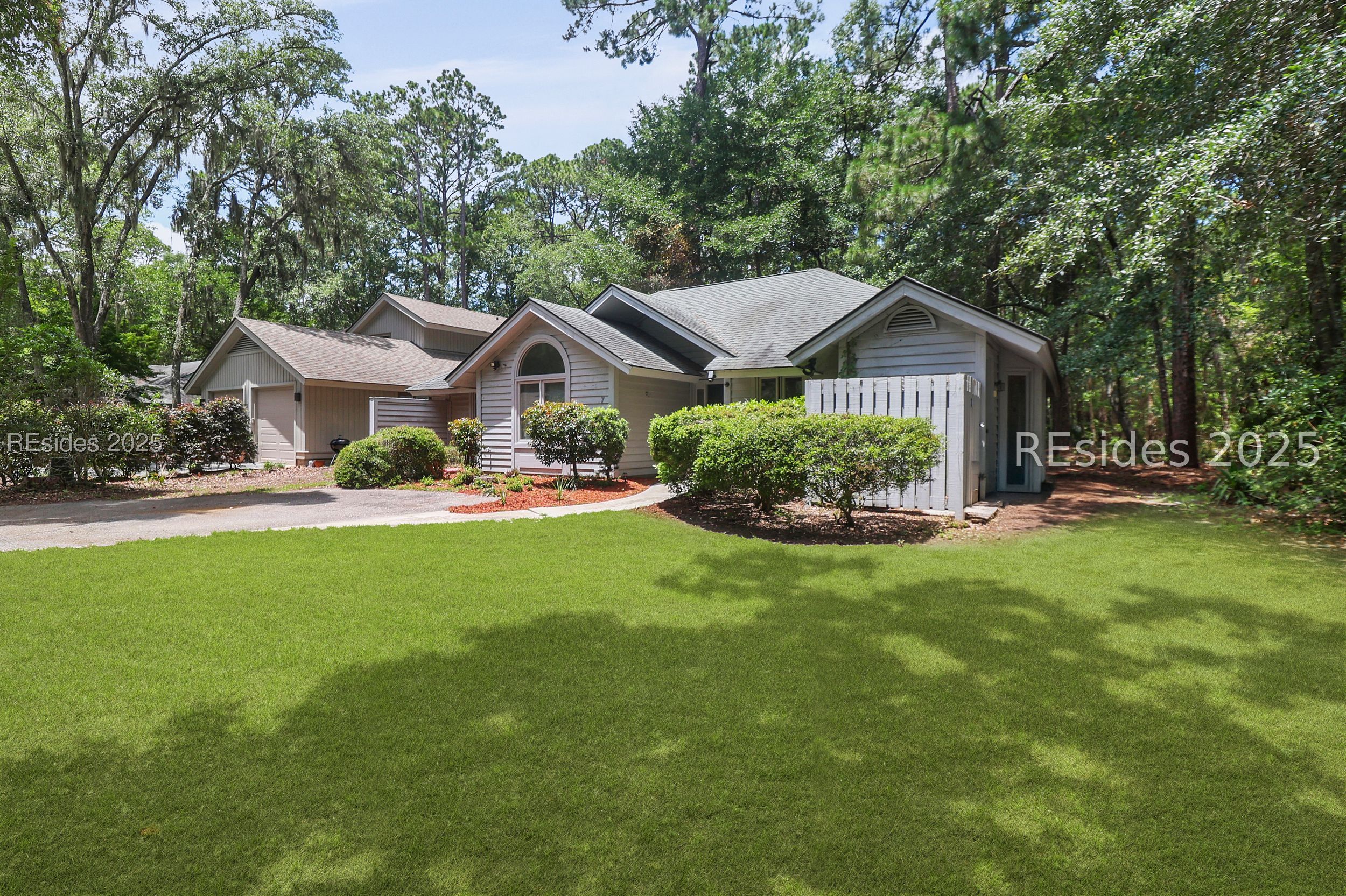 7 Stillwater Court