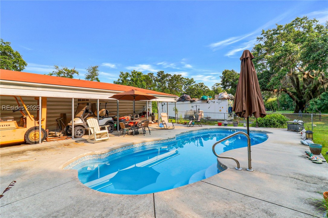 521 May River Road