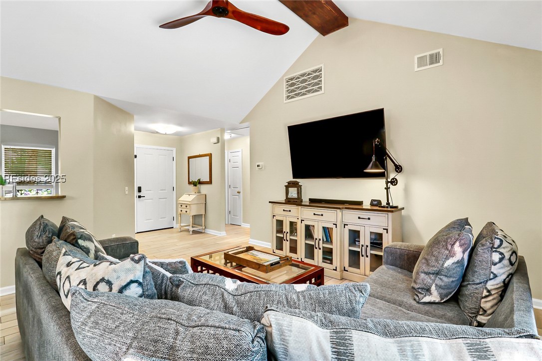 39 Monticello Dr